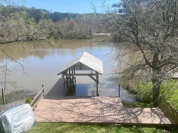 3075 Titus Rd, Titus, AL 36080