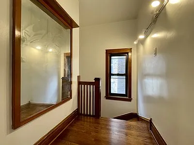 2145 N Keystone Ave #2 — Photo 14
