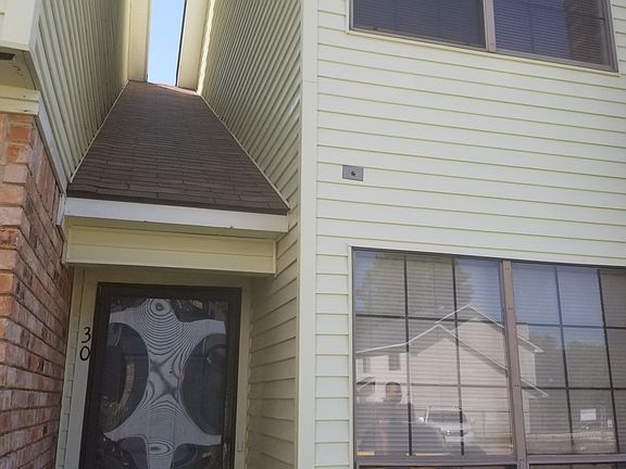 4th image of 964 Winter Garden Dr #30