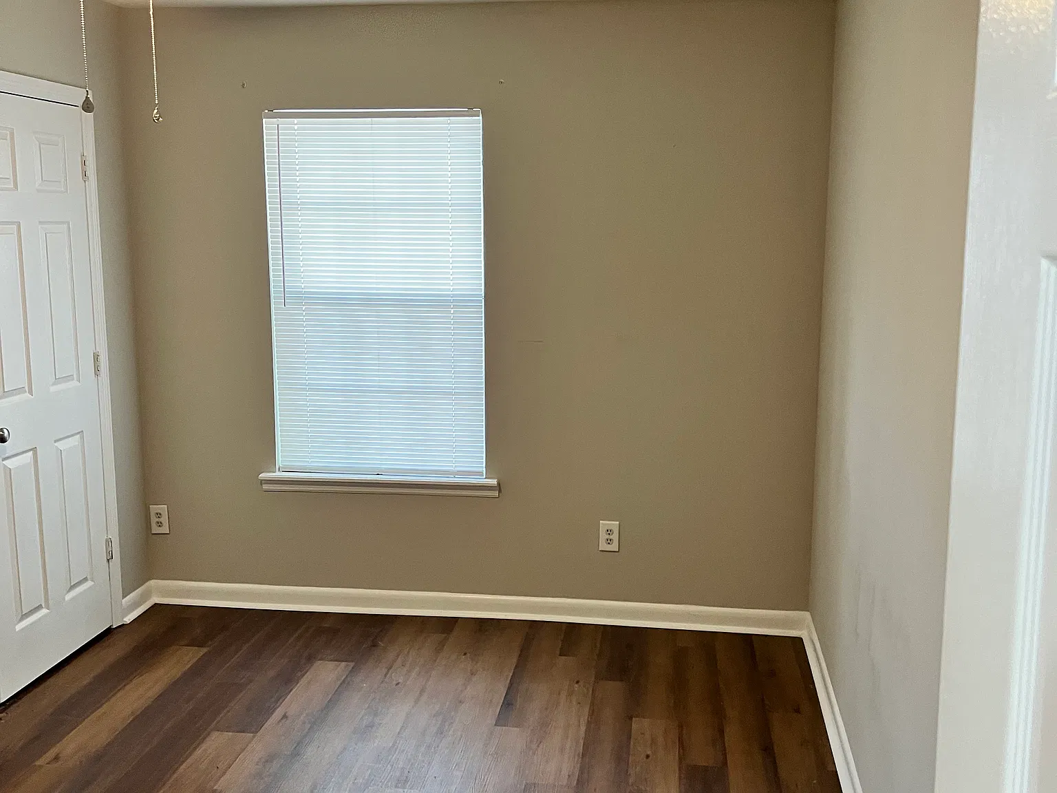 3 bed, 1100 sqft, $1,875 — Photo 3