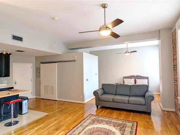 915 Franklin St Unit 4K, Houston, TX 77002