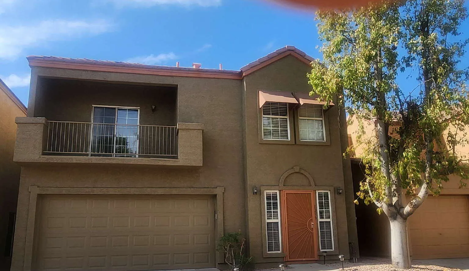 2 bed, 2.5 bath, 1166 sqft, $1,775 — Photo 2
