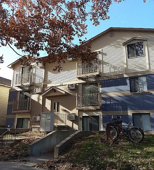 443 S Johnson St #4S — Photo 1