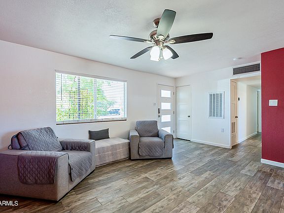 3rd image of 1844 E Avalon Dr