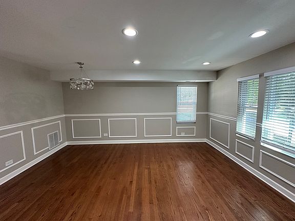 5th image of 906 S 10th Ave