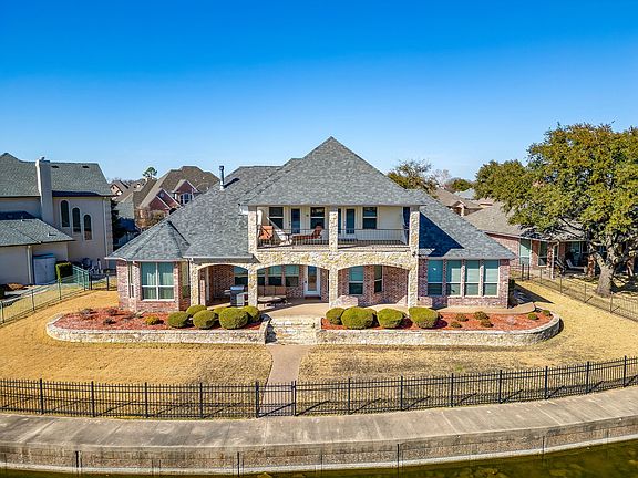 2nd image of 1103 Mallard Way