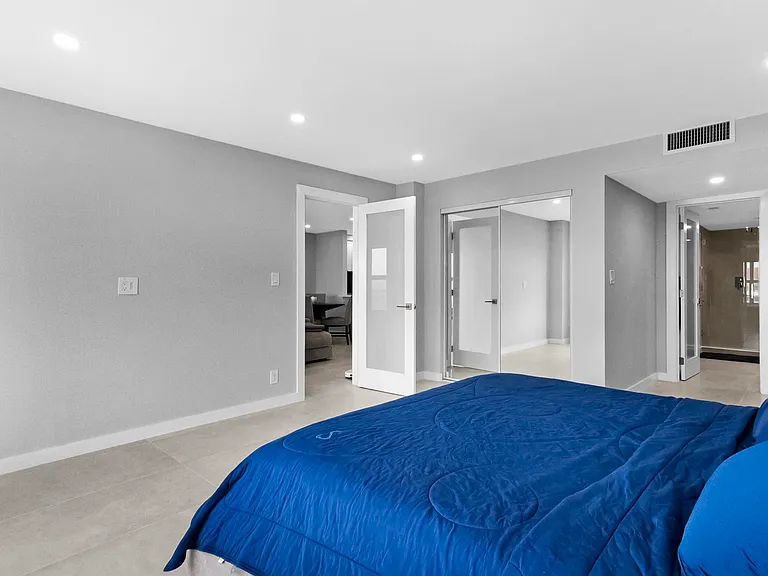 3900 Galt Ocean Dr #2114 — Photo 19