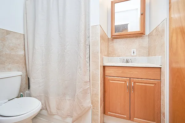 Rented by Compass | media 7