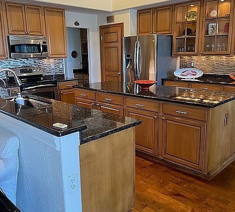 4th image of 10311 Creekedge Ct