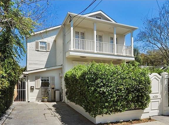 2nd image of 6215 Clara St