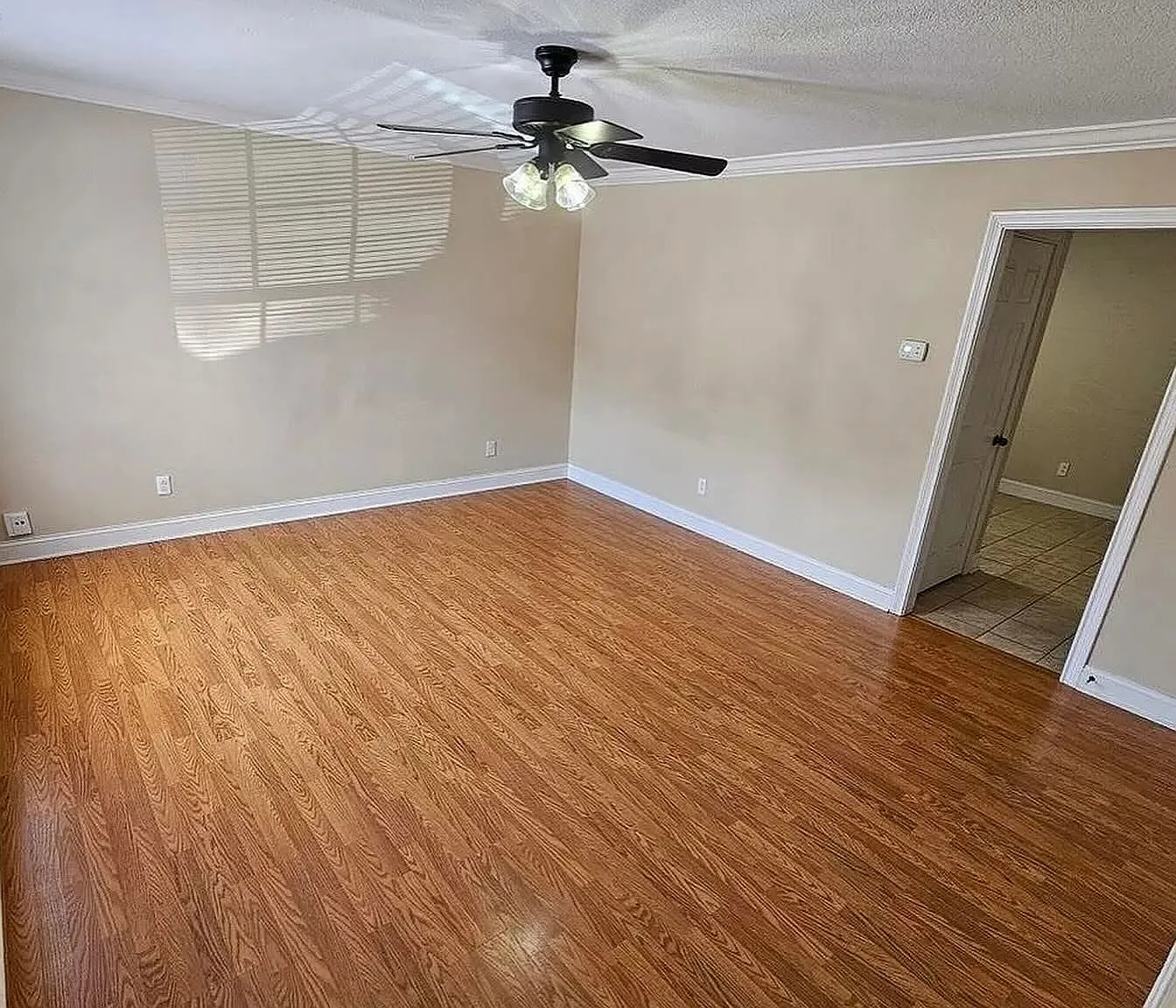 2 bed, 1080 sqft, $1,550 — Photo 3