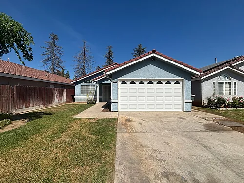 5754 W Tenaya Ave Photo 1