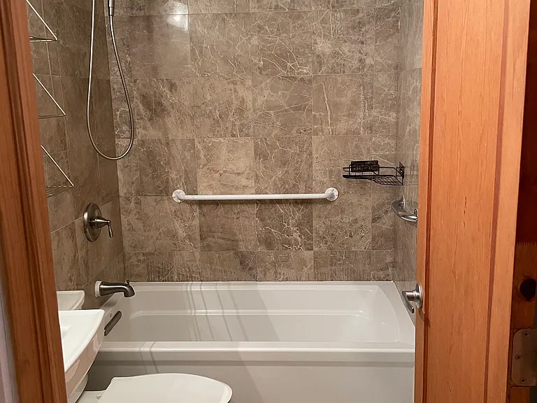 611 W Patterson Ave #318 — Photo 8