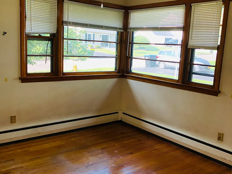 3112 Belmont Ave — Photo 12