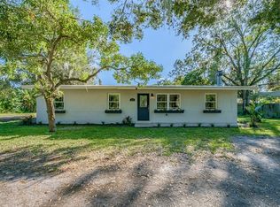 2911 Moccasin Wallow Rd, Palmetto, FL 34221