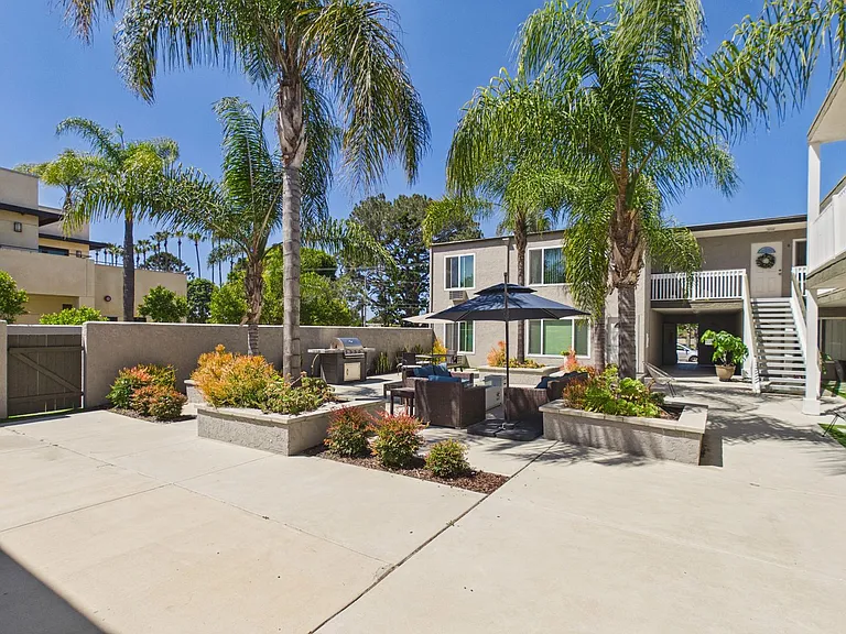 3334 Eureka Pl — Photo 75