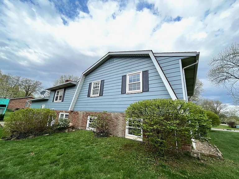 396 Forest Ln — Photo 3