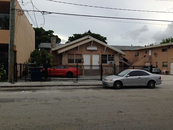2nd image of 718 Sw 11 Ave