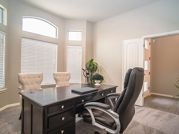 2nd image of 301 S Manzanita Dr