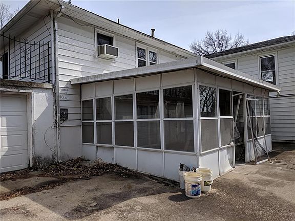 5th image of 3514 N 33rd Ter