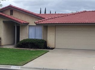10323 Shahaptain Ave, Hesperia, CA 92345