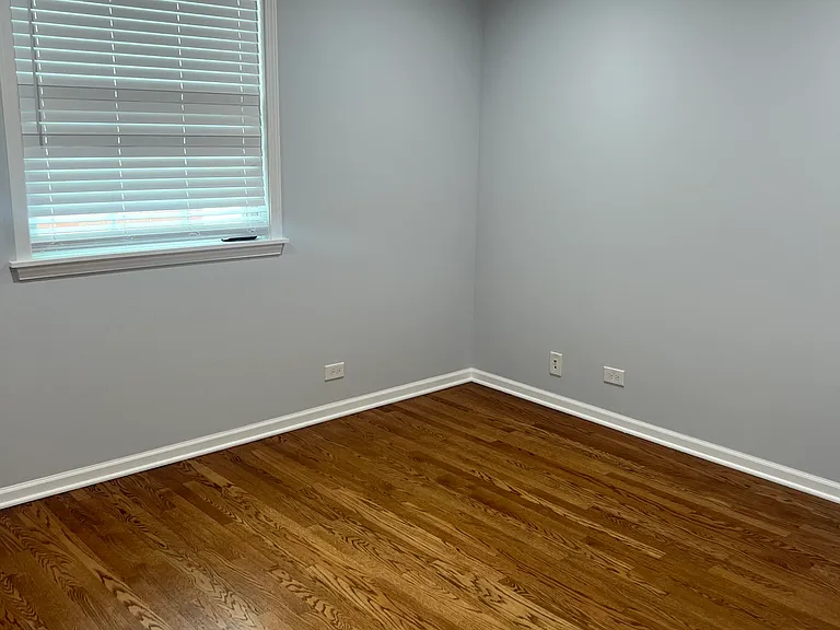772 Green Bay Rd — Photo 5