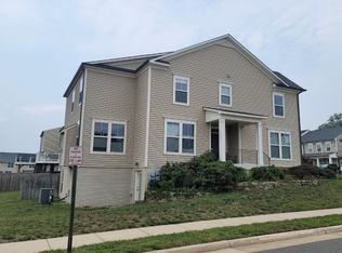 12037 Lake Dorian Dr, Bristow, VA 20136