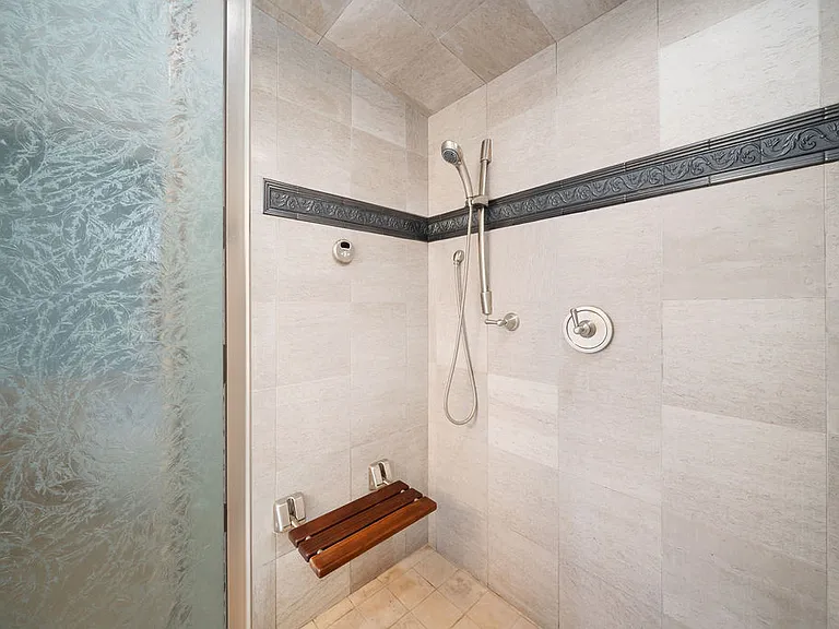 2525 Gail Pl — Photo 26