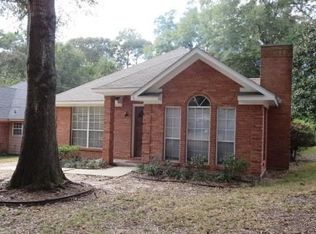 1056 Dickenson Ave, Mobile, AL 36609