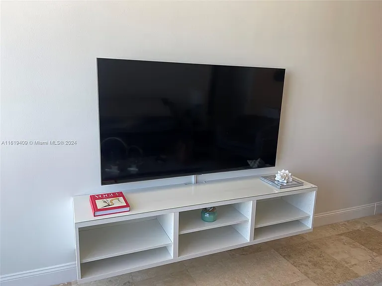 6365 Collins Ave #2610 — Photo 28