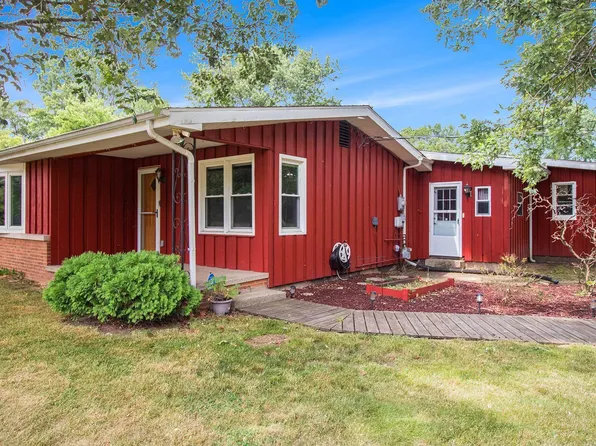 19397 Brick Rd, South Bend, IN 46637