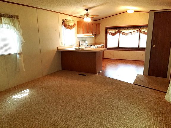 3rd image of 2302 3rd Ave S