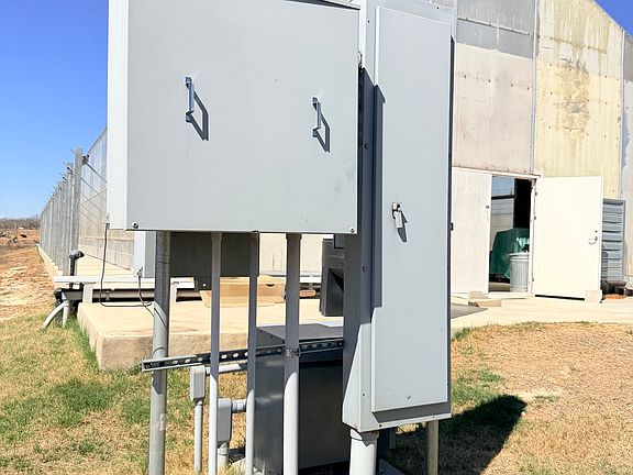 2nd image of 2353 County Rd 3000/Keystone Rd