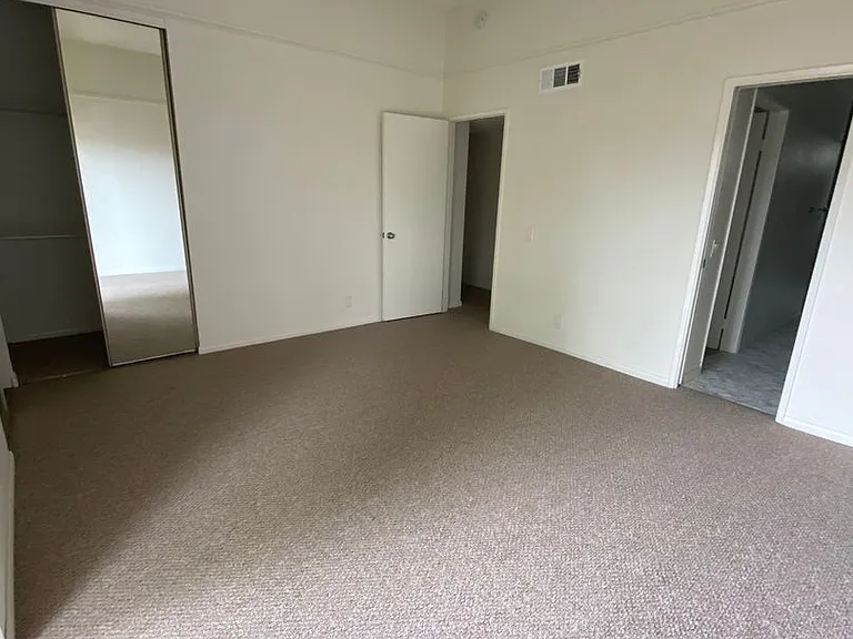 6767 Amherst St #B — Photo 15