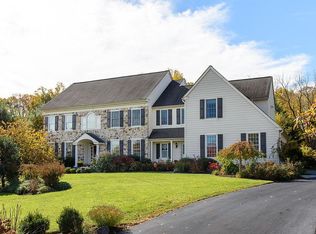 1052 Tyler Dr, Newtown Square, PA 19073