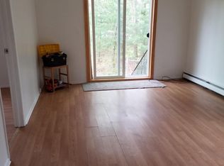 71 Wheat Path Rd E, Mount Sinai, NY 11766