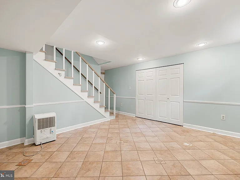 13204 Nickleson Dr — Photo 23