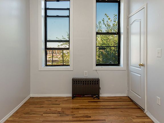 005_93_knickerbocker_avenue_3l-10