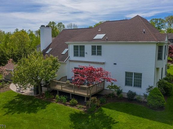 5th image of 5 McNab Ct