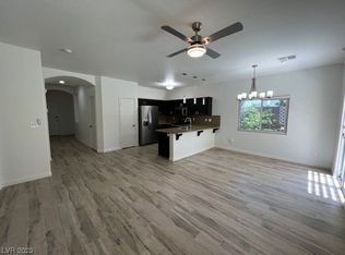 8815 W Oquendo Rd, Las Vegas, NV 89148