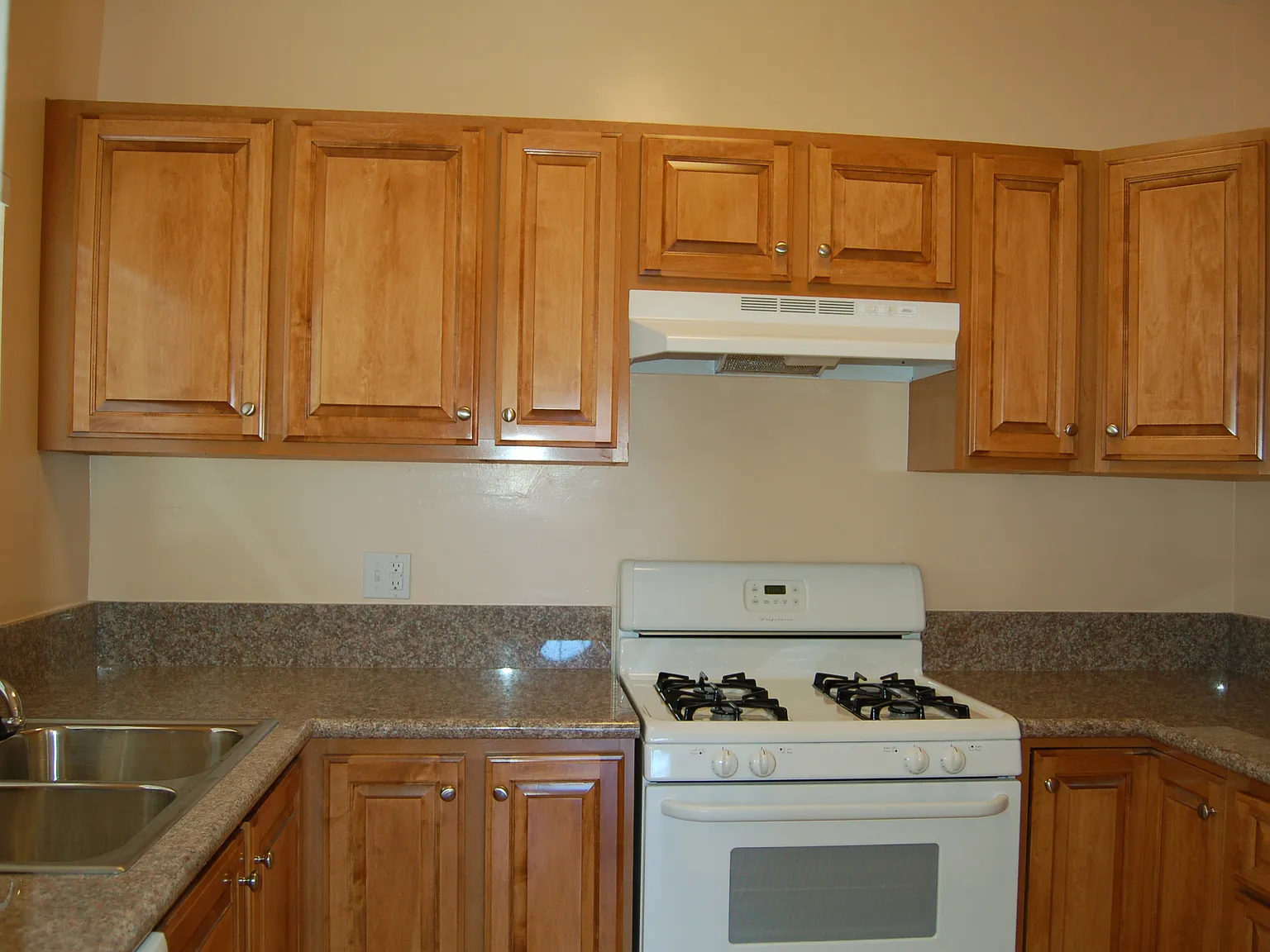 1 bed, 850 sqft, $2,895 — Photo 4