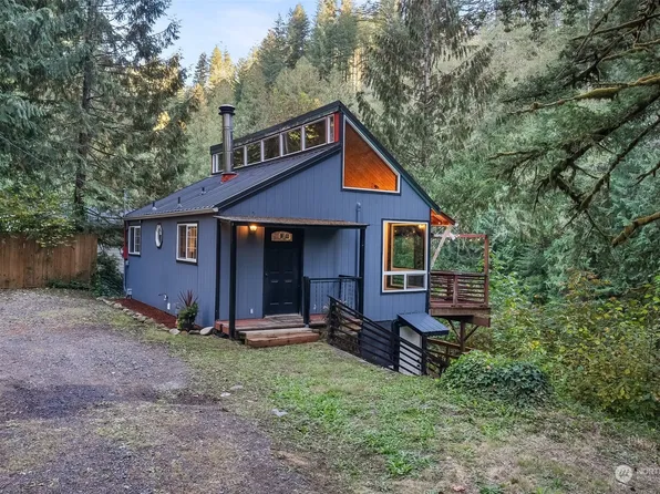 26007 NE Lucia Falls Road, Yacolt, WA 98675