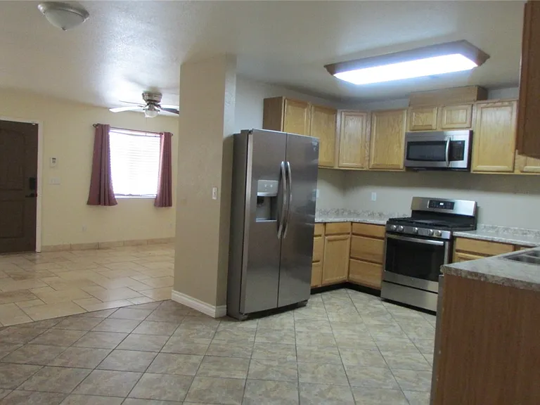 548 Ramar Rd — Photo 5