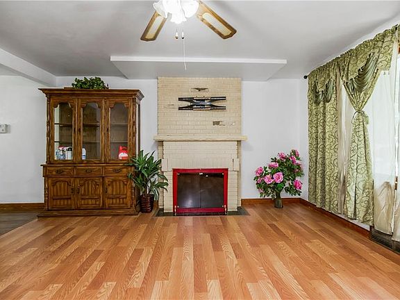 4th image of 6216 Yecker Ave