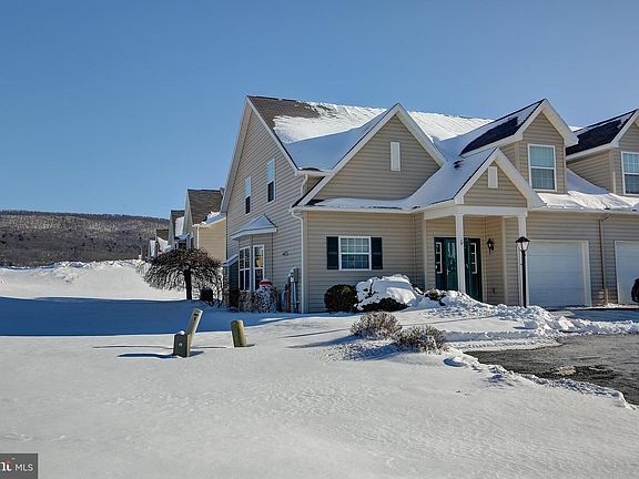 3rd image of 406 Stony Pointe Dr