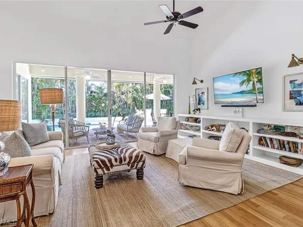 12824 Yacht Club Cir, Fort Myers, FL 33919