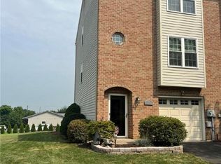 331 W 2nd St, Alburtis, PA 18011