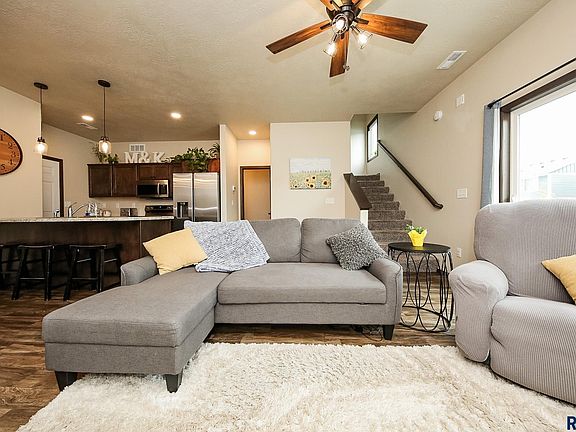 2nd image of 4416 E Whisper Ridge Pl