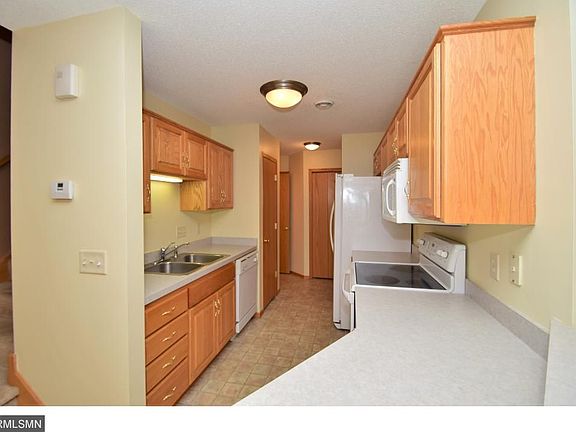 4th image of 8420 122nd Ave N