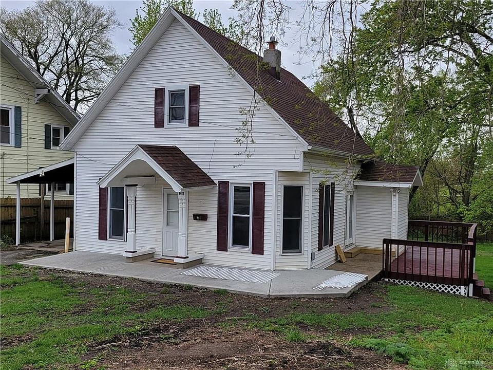1st image of 31 S Limestone St